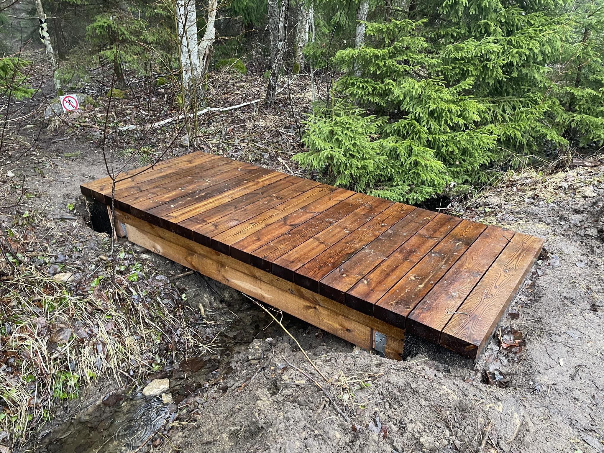 fdeb0260-7ab8-4782-b285-d16807fd28c9